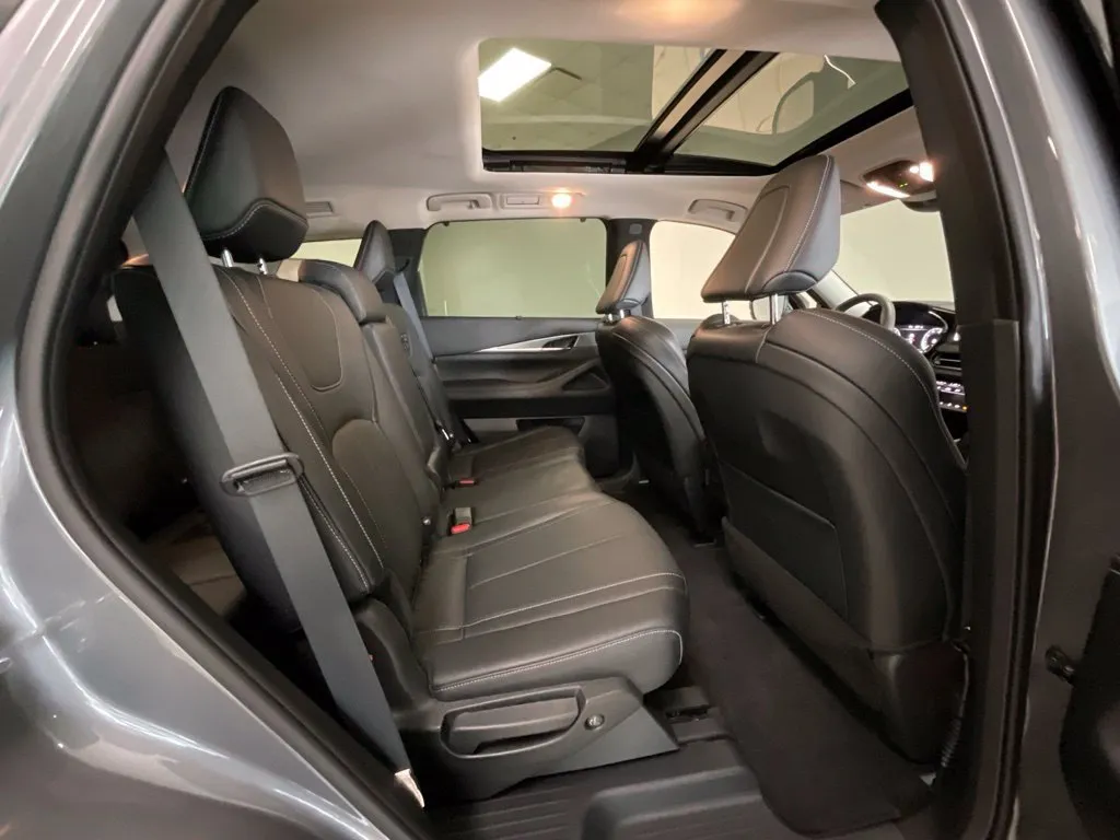 Infiniti QX60 photo 22