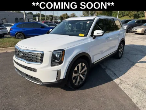 White 2021 Kia Telluride S for sale in Overland Park, KS