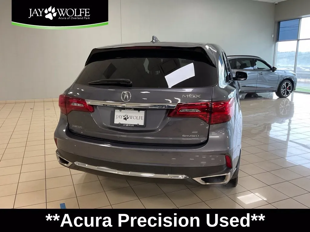 Acura MDX photo 6
