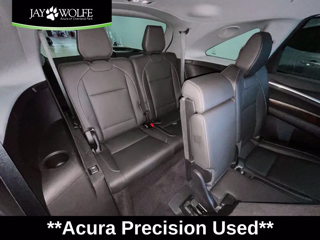 Acura MDX photo 23