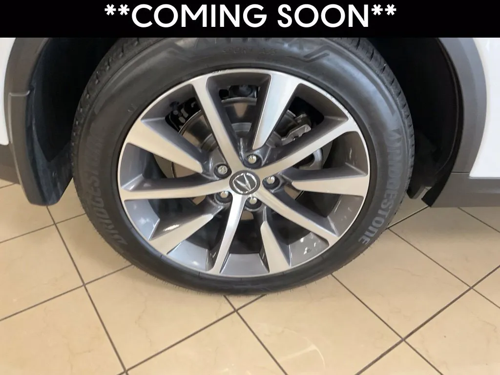 Acura MDX photo 8