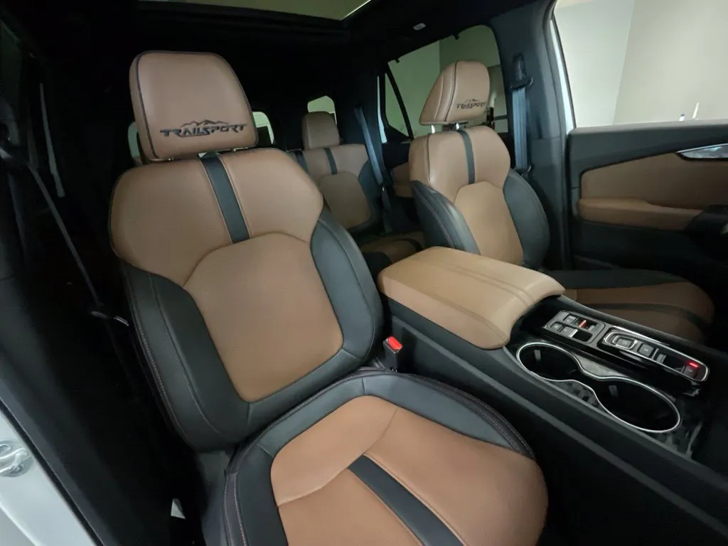 Honda Passport photo 21