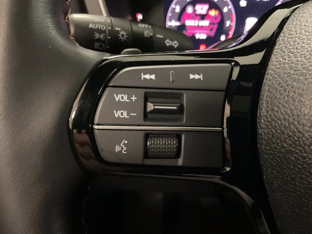 Honda Passport photo 13