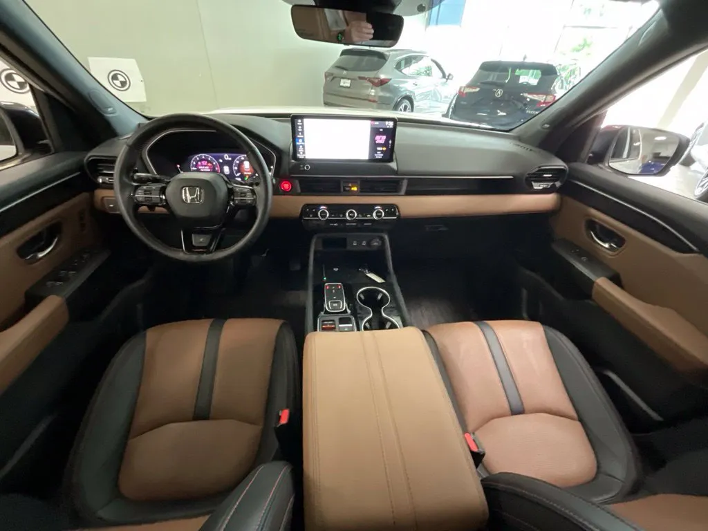 Honda Passport photo 9