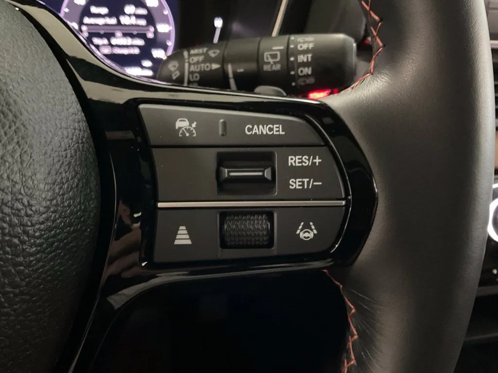 Honda Passport photo 14