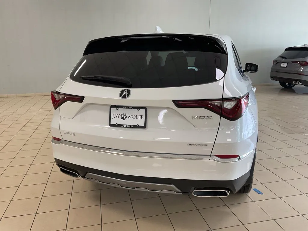 Acura MDX photo 6
