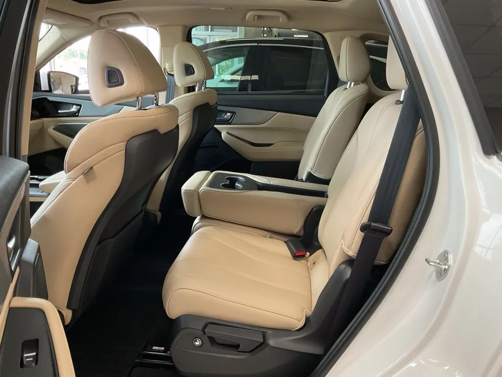 Acura MDX photo 25