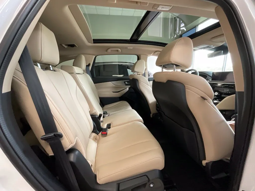 Acura MDX photo 23