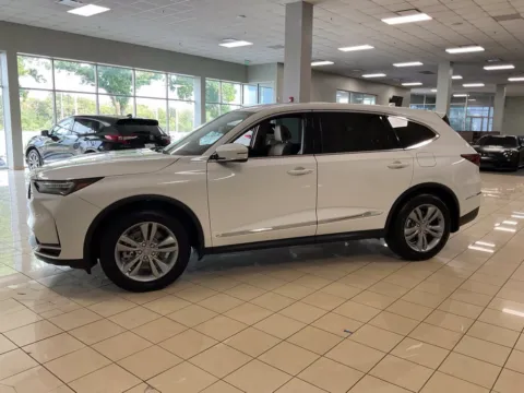 More photos of 2026 Acura MDX at Acura of Overland Park, KS