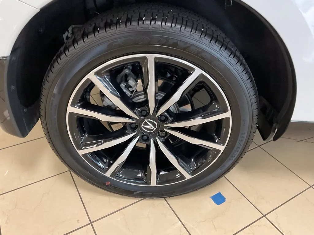 Acura RDX photo 8