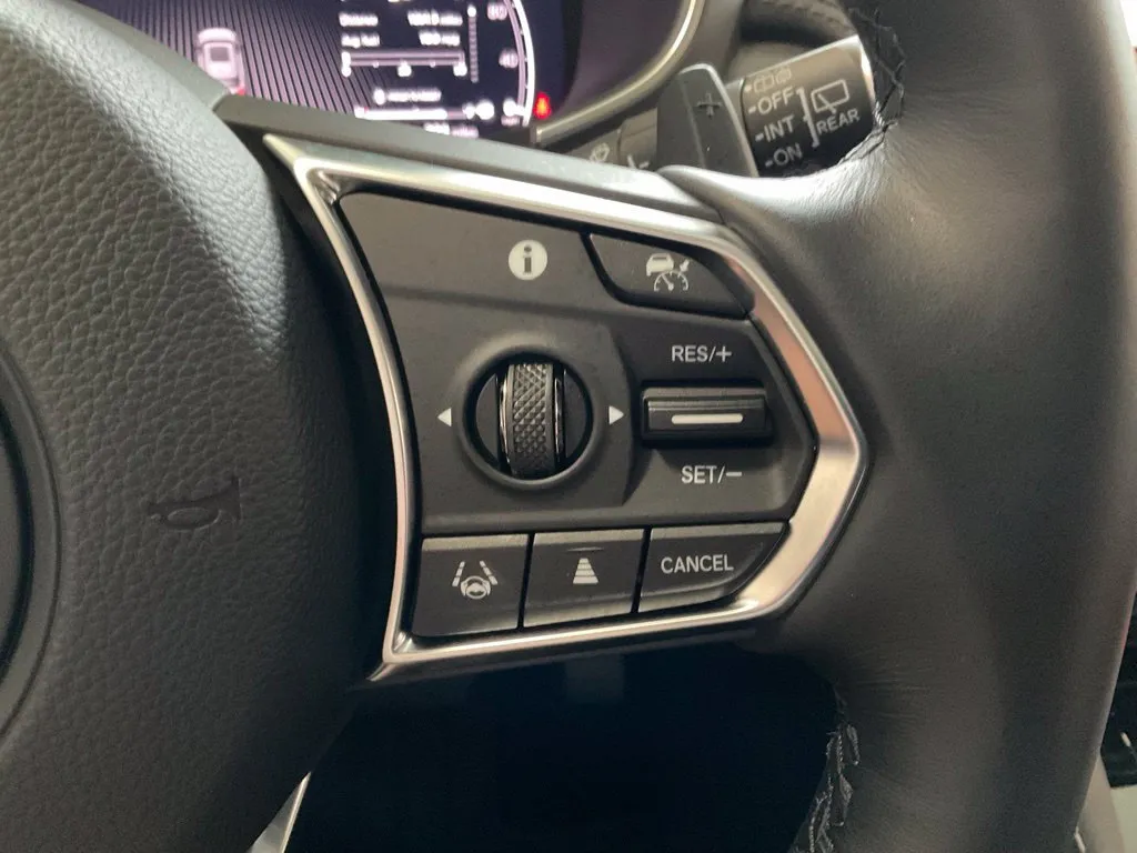 Acura MDX photo 14