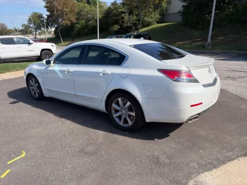 More photos of 2013 Acura TL Tech at Acura of Overland Park, KS