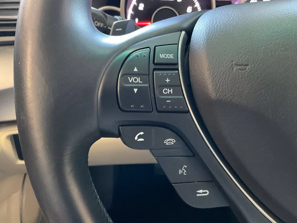 Acura TL photo 12