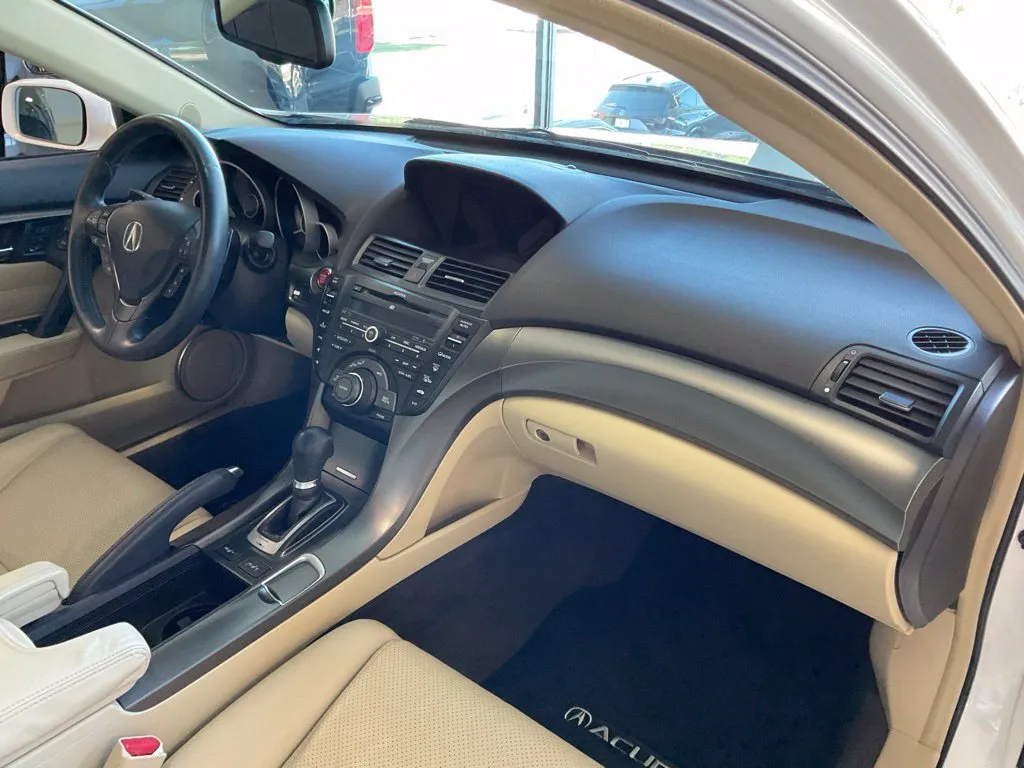Acura TL photo 18