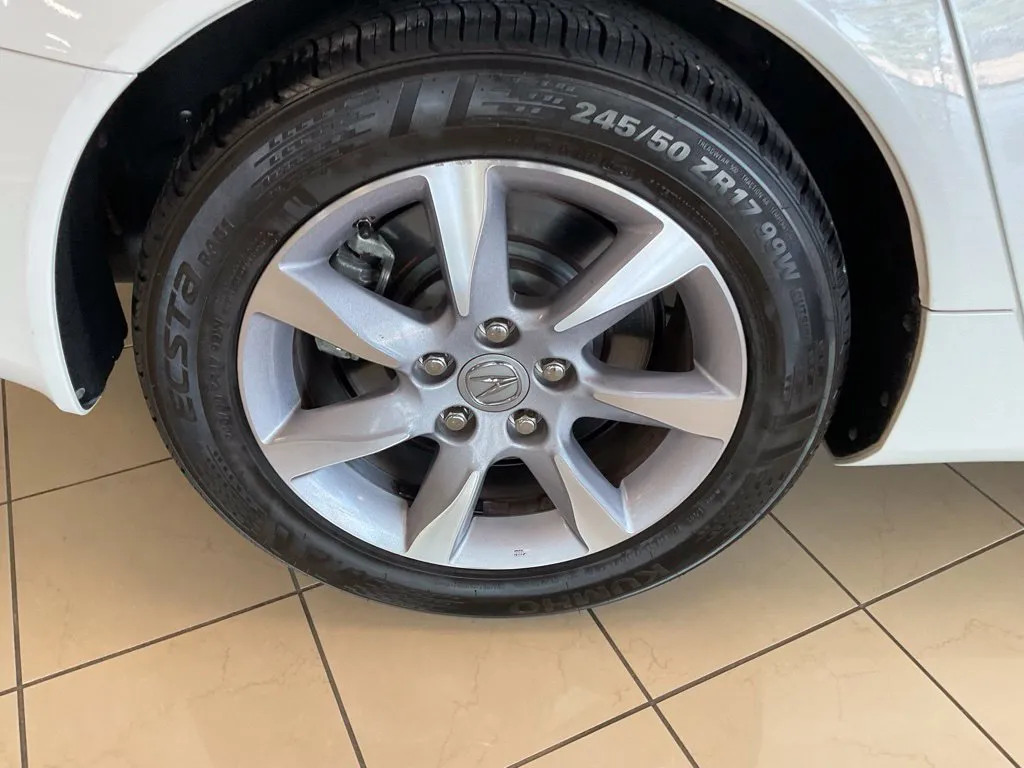Acura TL photo 7