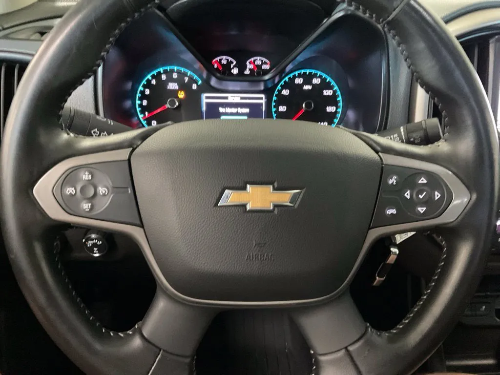 Chevrolet Colorado photo 12