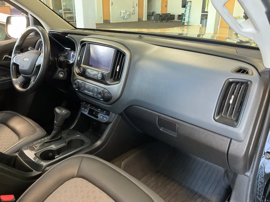 Chevrolet Colorado photo 21