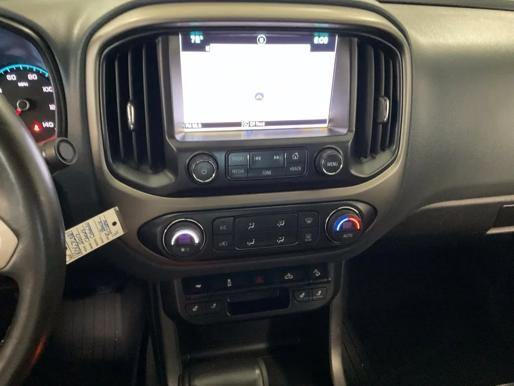 Chevrolet Colorado photo 17
