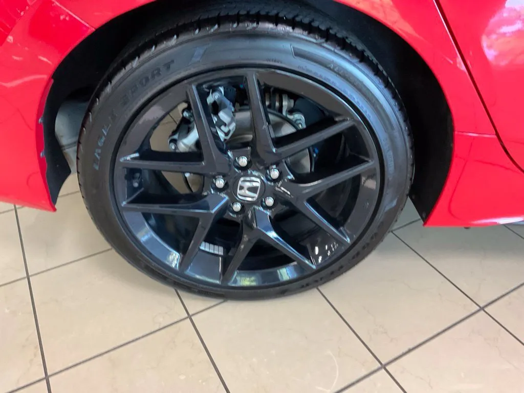 Honda Civic photo 8