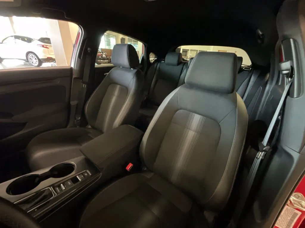 Honda Civic photo 11