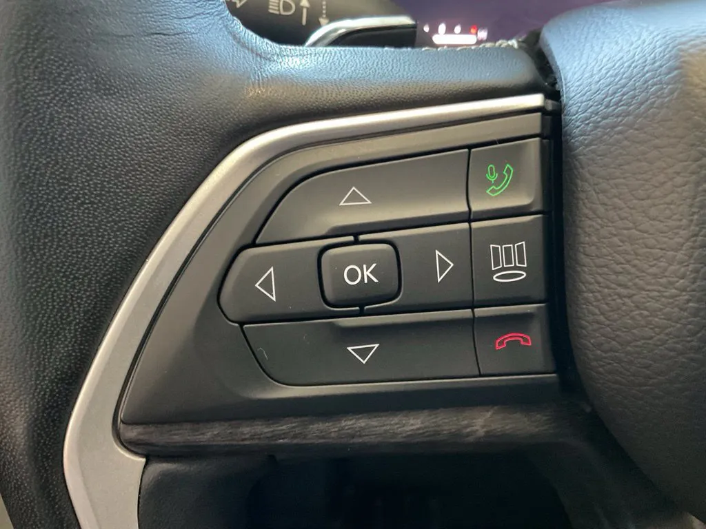 Jeep Grand Cherokee L photo 13