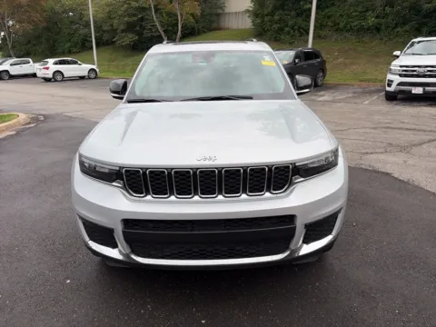 Photos of 2022 Jeep Grand Cherokee L Limited for sale in Overland Park, KS at Acura of Overland Park