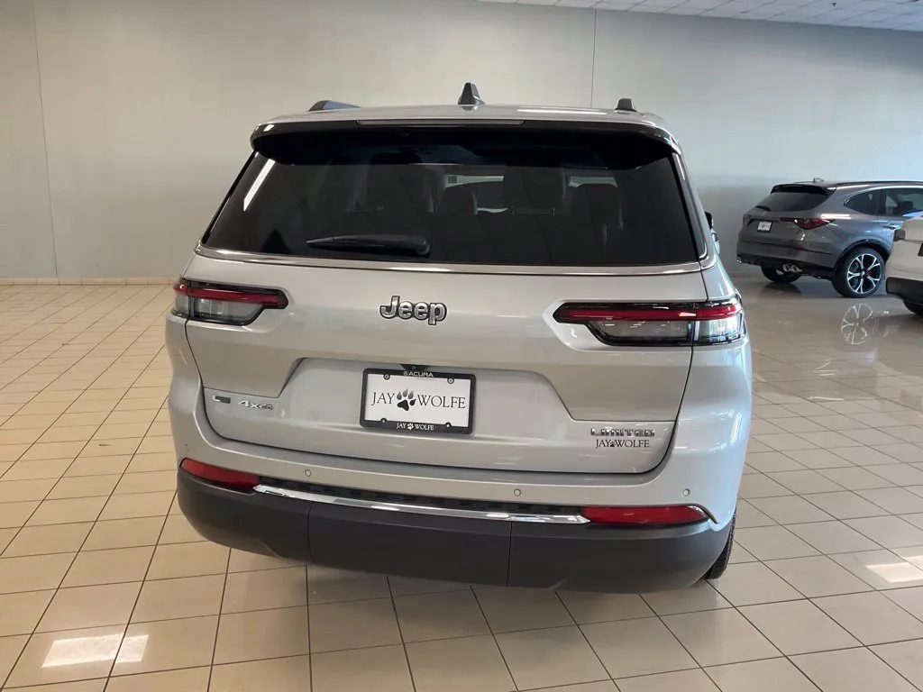 Jeep Grand Cherokee L photo 6
