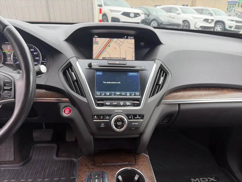 Acura MDX photo 12