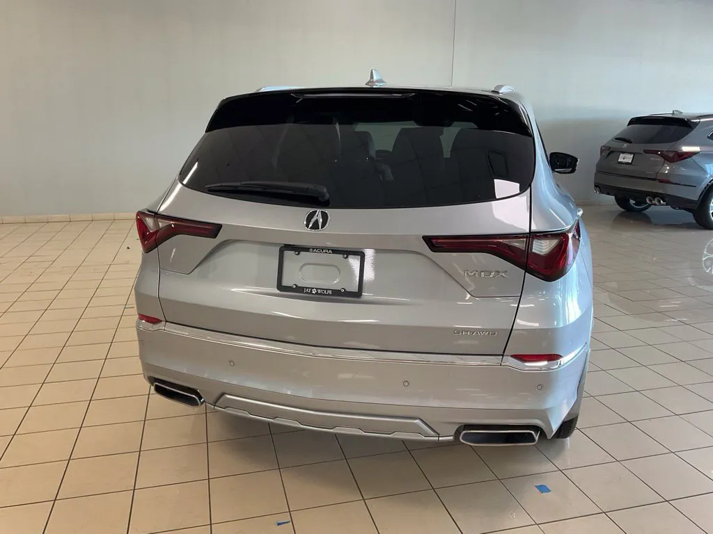 Acura MDX photo 6