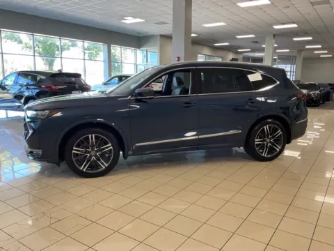 More photos of 2026 Acura MDX w/Advance Package at Acura of Overland Park, KS