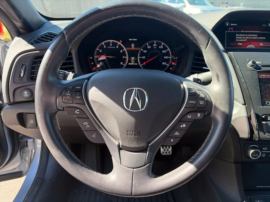 Acura ILX photo 11