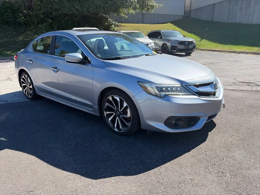 Acura ILX photo 3