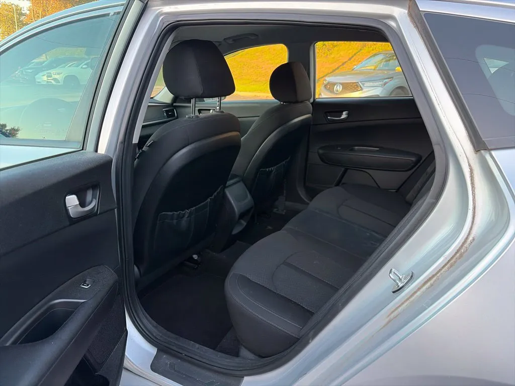 Kia Optima photo 9