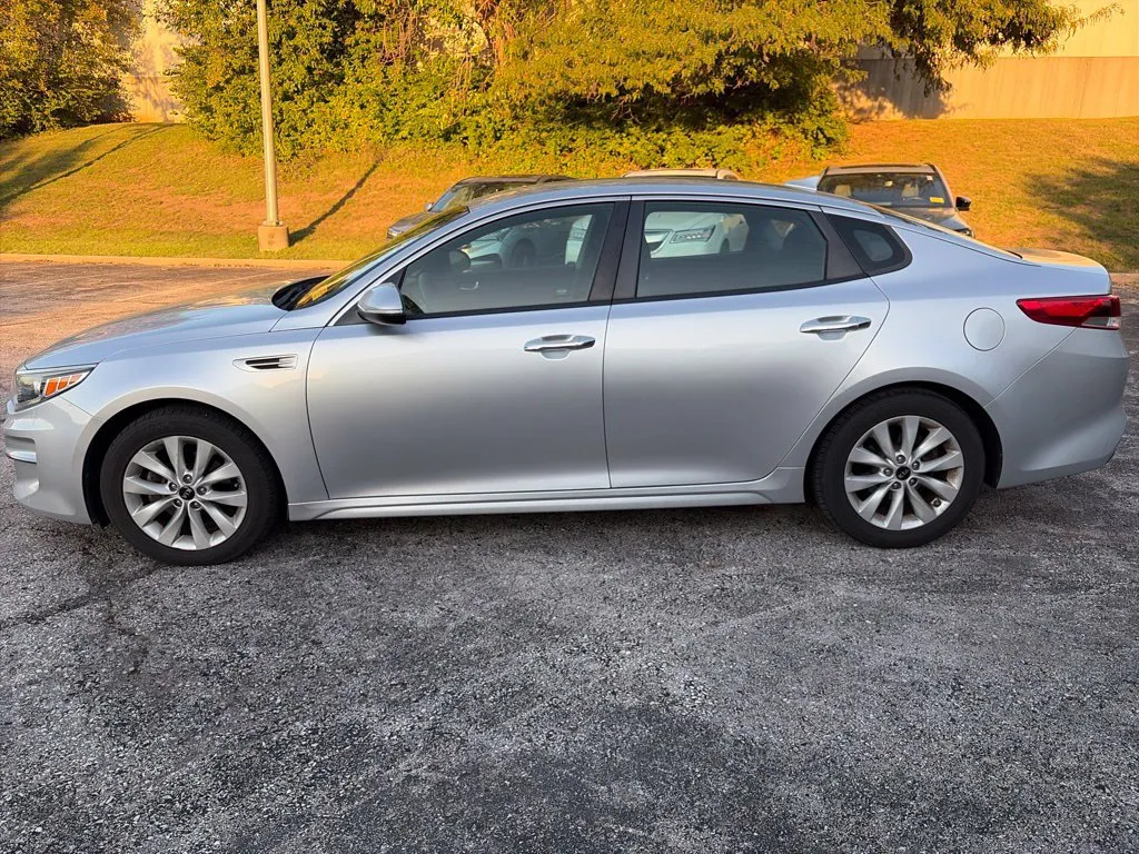 Kia Optima photo 8