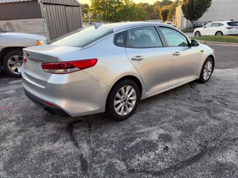 More photos of 2017 Kia Optima LX at Acura of Overland Park, KS