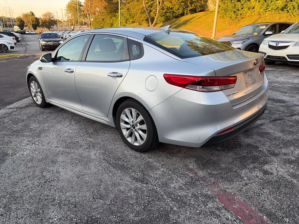 Kia Optima photo 7