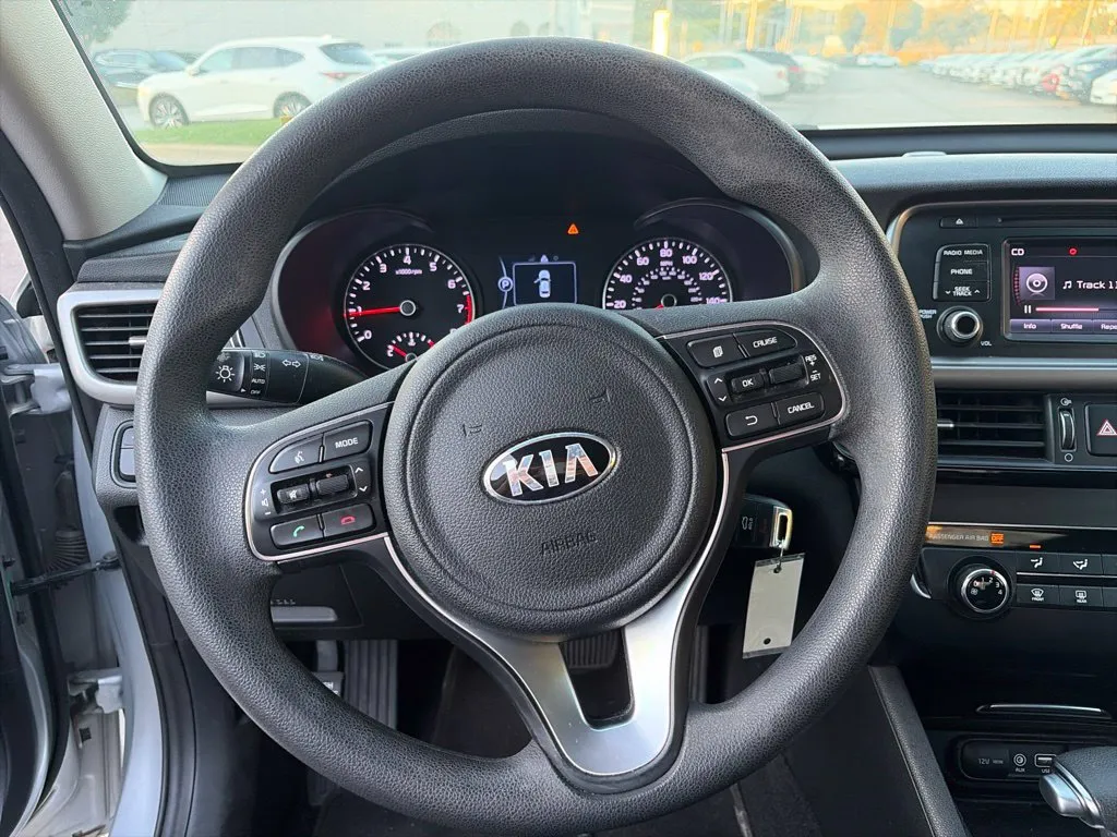 Kia Optima photo 11