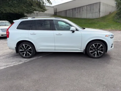 More photos of 2019 Volvo XC90 Momentum at Acura of Overland Park, KS