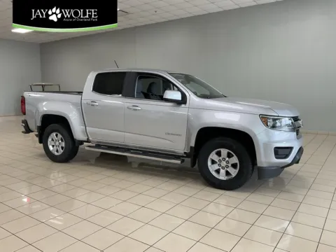 Silver 2018 Chevrolet Colorado 4WD Work Truck for sale in Overland Park, KS
