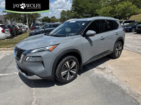 Gray 2022 Nissan Rogue Platinum for sale in Overland Park, KS