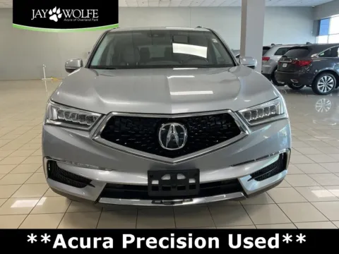 Photos of 2017 Acura MDX w/Technology Pkg for sale in Overland Park, KS at Acura of Overland Park