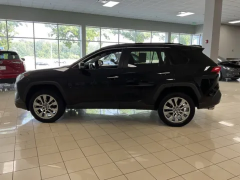 More photos of 2019 Toyota RAV4 Limited at Acura of Overland Park, KS