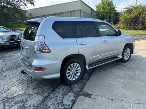 More photos of 2014 Lexus GX 460 at Acura of Overland Park, KS