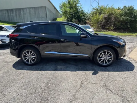 More photos of 2022 Acura RDX w/Technology Package at Acura of Overland Park, KS