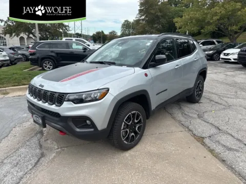 Silver 2024 Jeep Compass Trailhawk for sale in Overland Park, KS