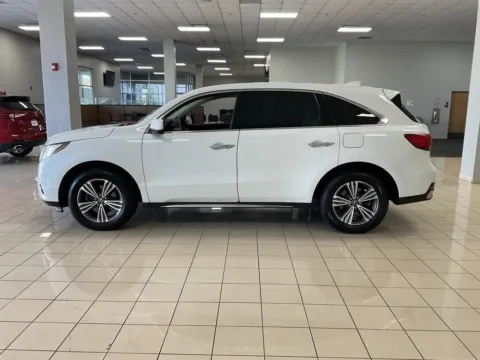 More photos of 2017 Acura MDX 3.5L at Acura of Overland Park, KS