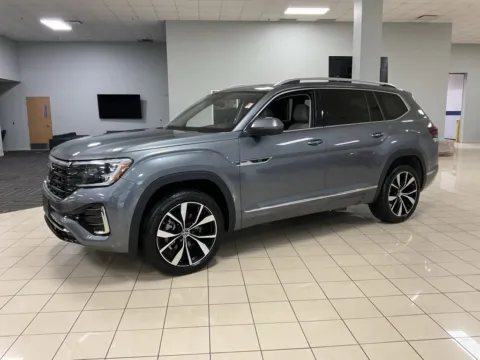 Another view of 2024 Volkswagen Atlas 2.0T SEL Premium R-Line for sale in Overland Park, KS at Acura of Overland Park