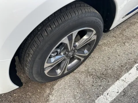 Photos of 2025 Acura RDX w/Technology Package for sale in Overland Park, KS at Acura of Overland Park