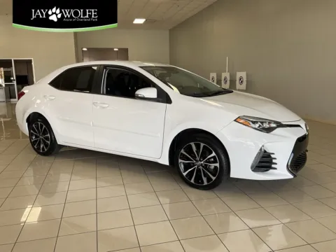 White 2019 Toyota Corolla SE for sale in Overland Park, KS