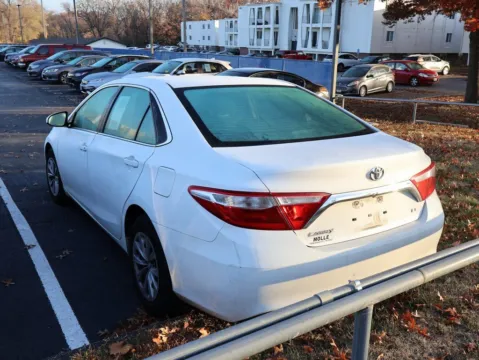 More photos of 2015 Toyota Camry LE at Jay Wolfe Honda, MO